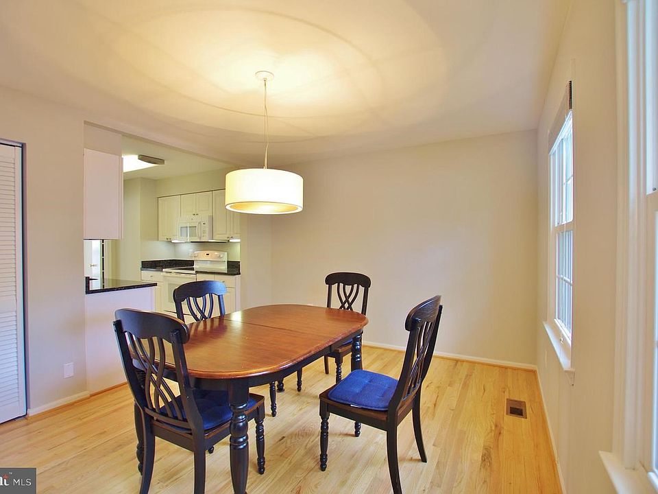 10253 Friendship Ct, Fairfax, VA 22032 Zillow