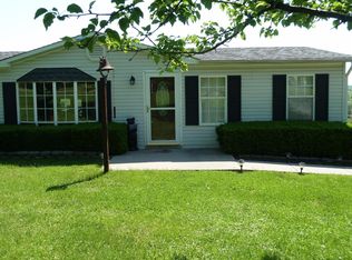 402 Jenkins Ln, Falmouth, KY 41040