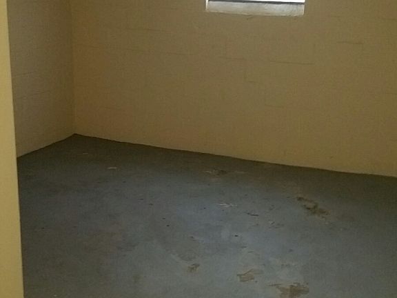 4th image of 813 Winston Dr