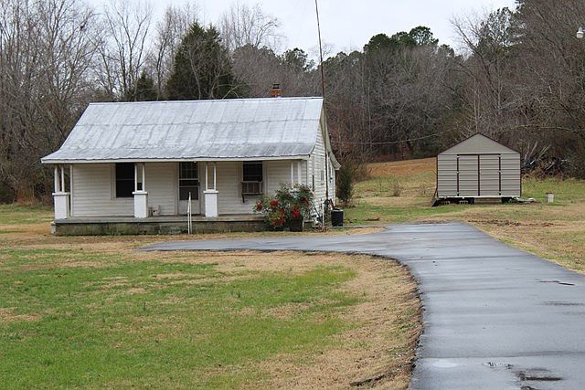 1st image of 5725 Old Highway 69