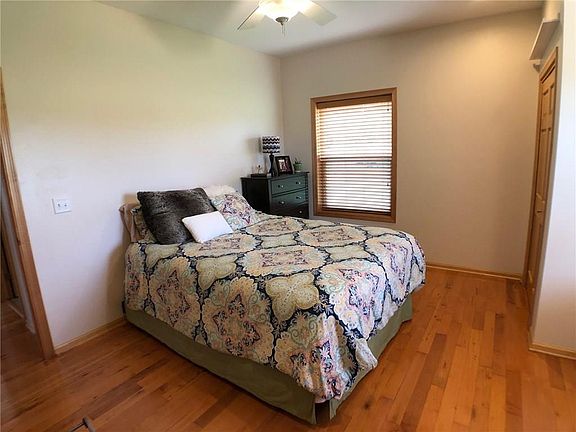 5th image of 18000 335th Ln