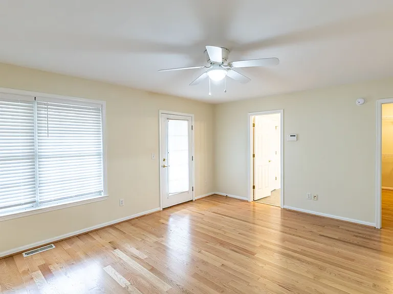 158 Burnet St — Photo 36