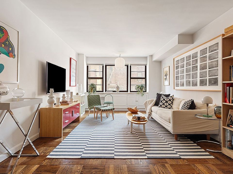 1st image of 39 Gramercy Park N APT 9A