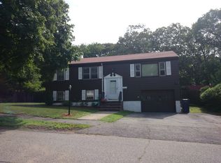 19 Blueview Rd, West Roxbury, MA 02132