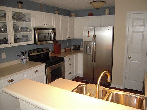 3rd image of 2358 Donamere Cir