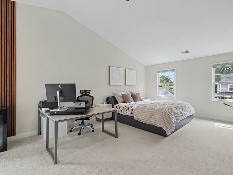 509 S Highland St — Photo 9