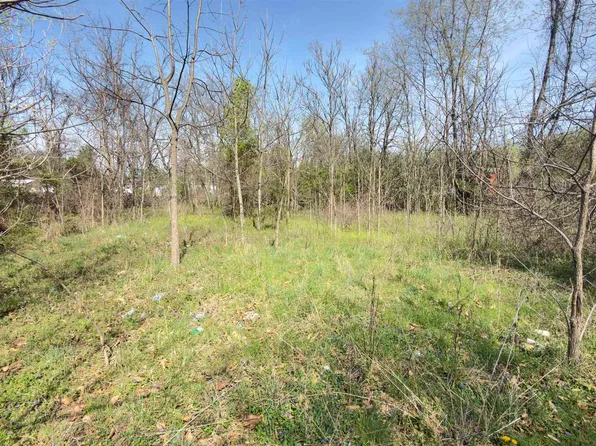 Odell Dr, Crimora, VA 24431