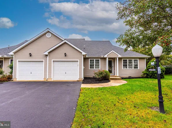 919 W Schumaker Manor Dr, Salisbury, MD 21804