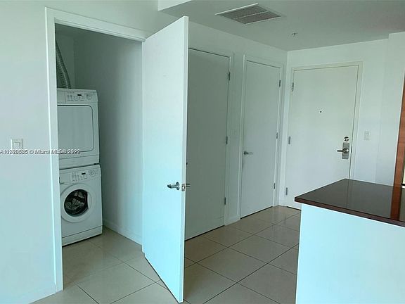 3rd image of 3301 NE 1st Ave APT M0707