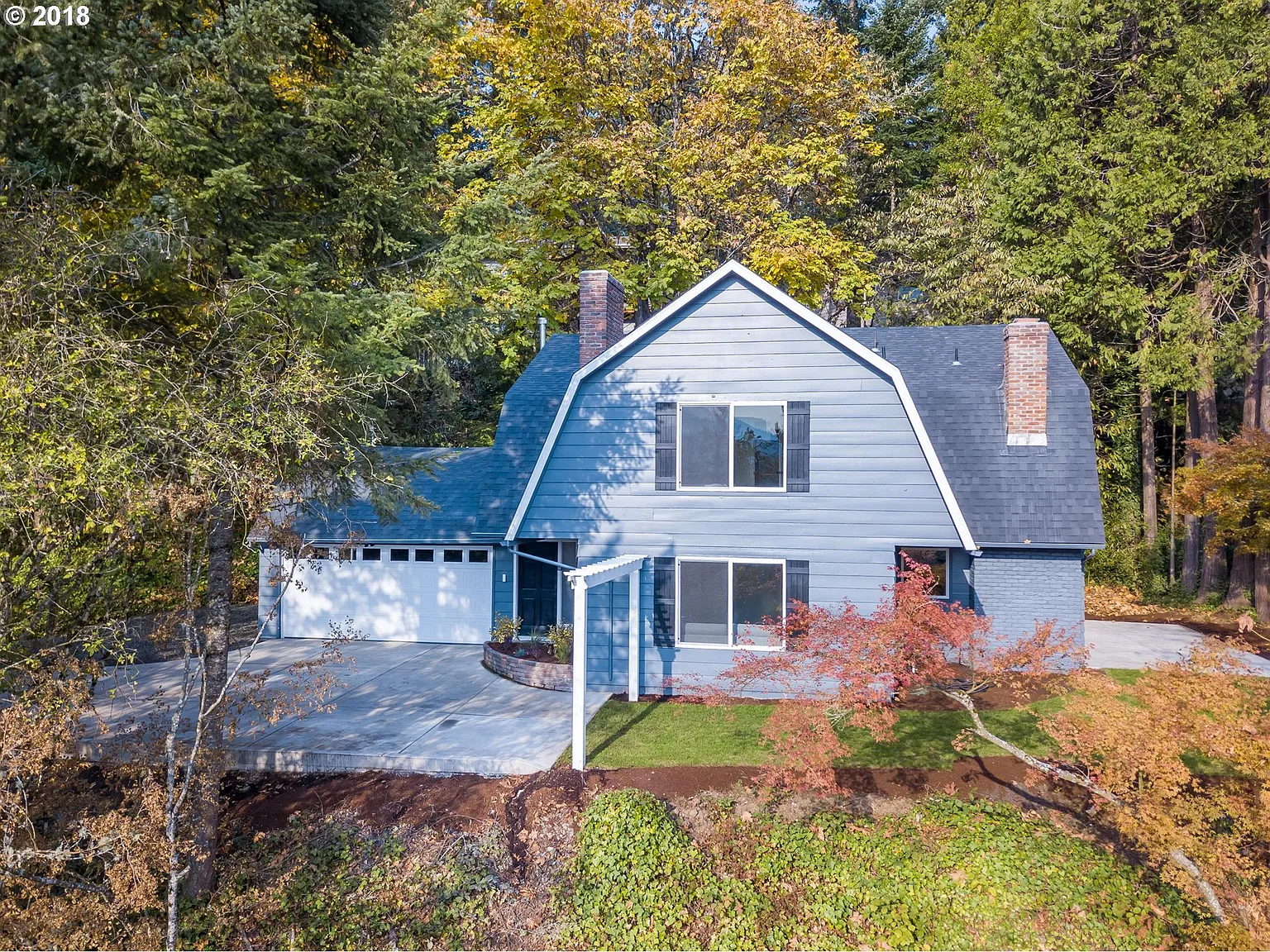 2115 Essex Ln photo 1