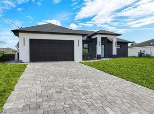 1139 Ebert St E, Lehigh Acres, FL 33974