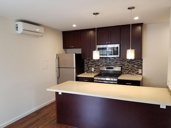 4th image of 5261 E The Toledo APT 6