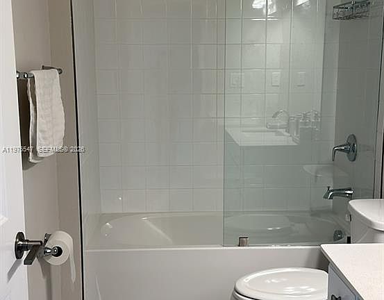 5th image of 1070 NW 6th Ter