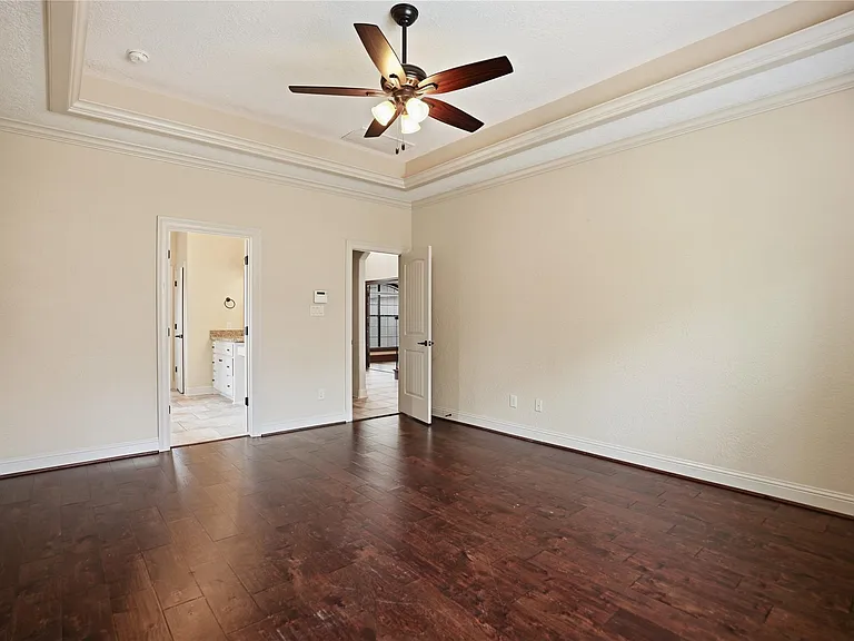 536 Stephen F Austin Dr — Photo 19