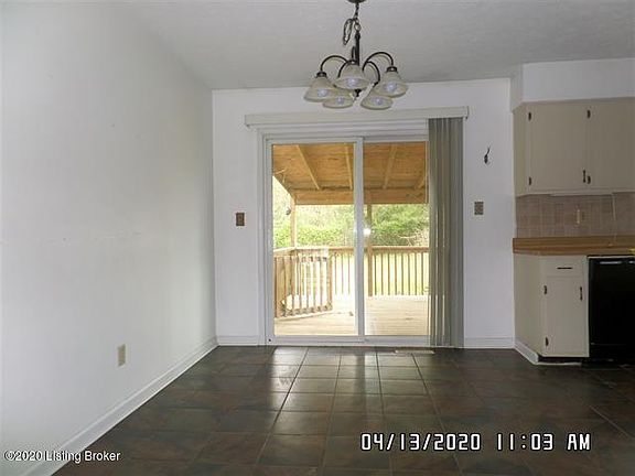 3rd image of 104 Creekside Ct