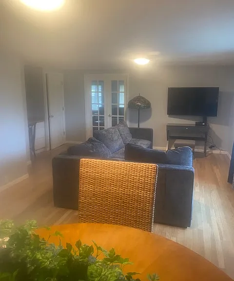 7283 Lawton Ave — Photo 18