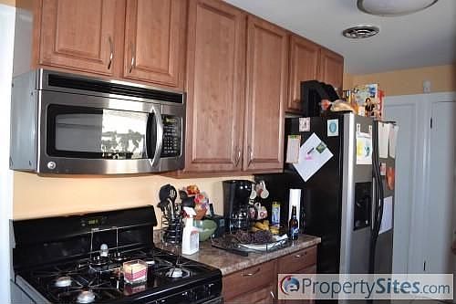 5th image of 3515 W Cortland St