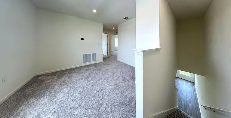 2068 Kentucky Rd — Photo 13