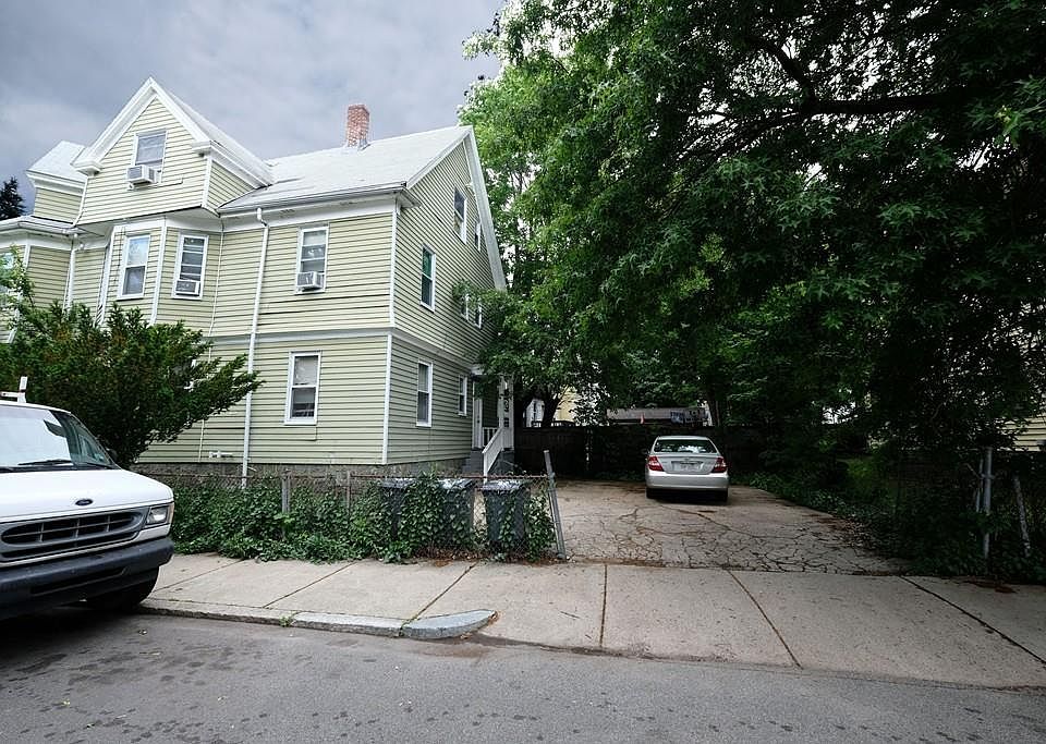 2nd image of 15 Rector Rd