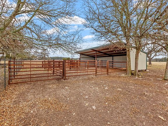 4th image of 8426 Old San Antonio Rd