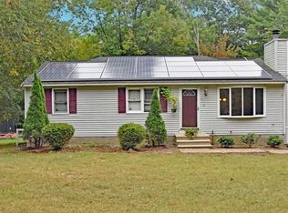 61 Barker Hill Rd, Townsend, MA 01469