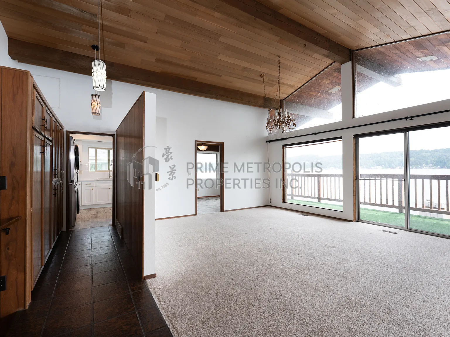 11258 Riviera Pl NE Seattle WA 98125 LCG(S) - 1 — Photo 4