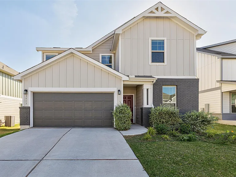 5513 Durango Pass — Photo 1
