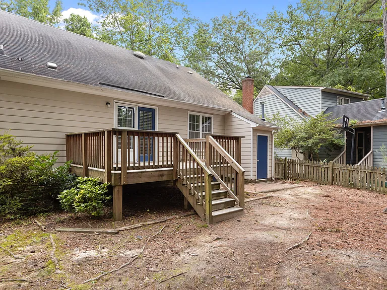 4504 Liverpool Ln — Photo 35