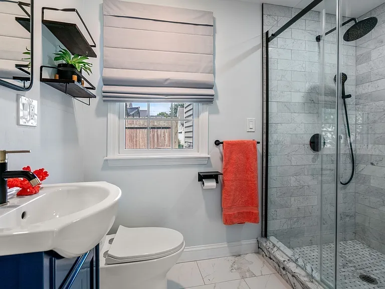 53 W Plain St #B — Photo 8