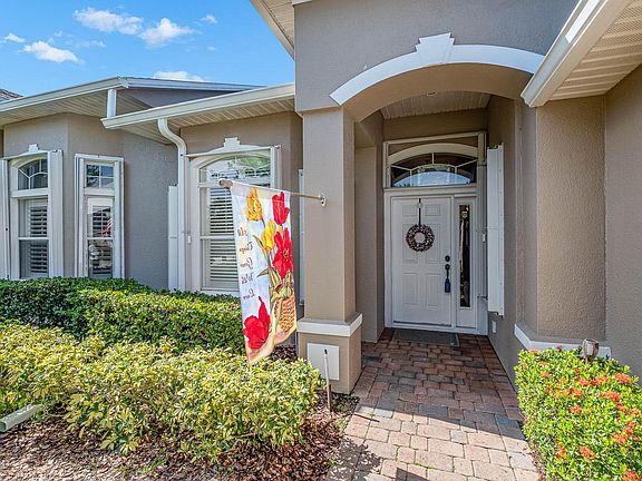 2nd image of 3762 Carambola Cir