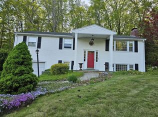 31 Greystone Rd, Franklin, MA 02038