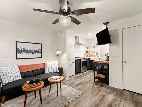 316 Genelda Ave APT 2, Auburn, AL 36832