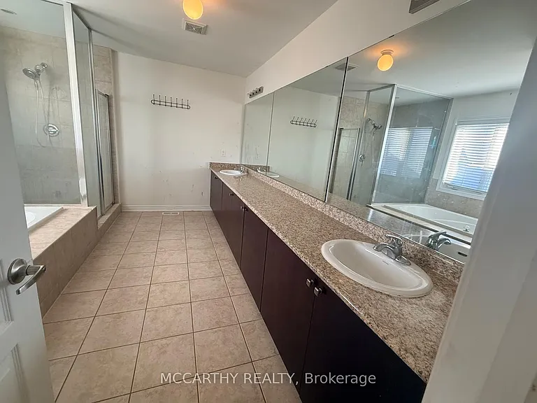 124 Johnson Dr — Photo 18
