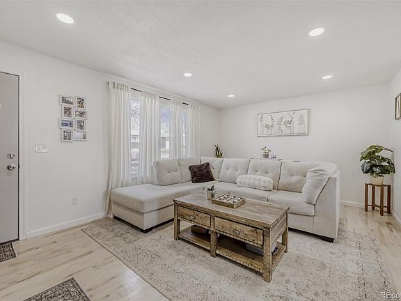 4th image of 3422 E 114th Drive