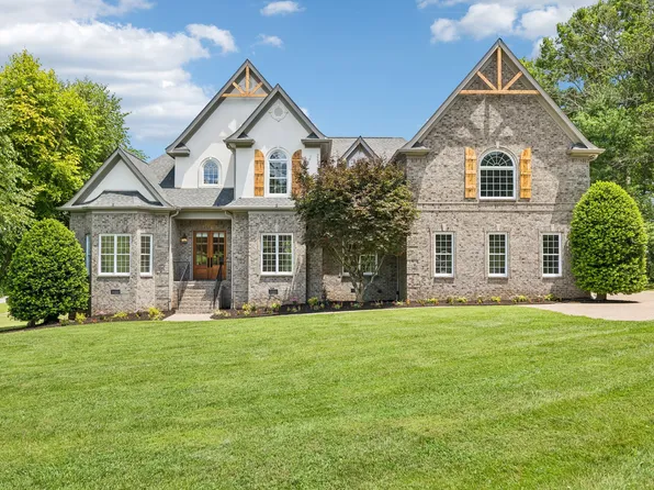 3061 Trotters Ln, Franklin, TN 37067