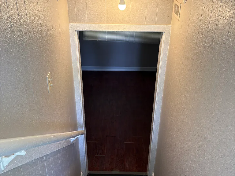 108 Hoyt Ln #108 — Photo 2