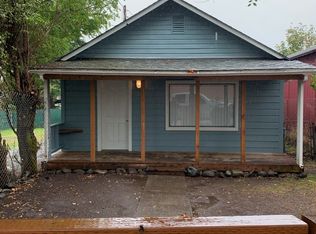 76442 Pine St, Oakridge, OR 97463