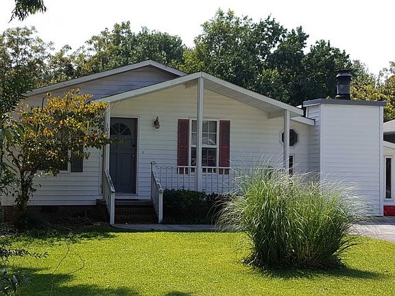 2nd image of 1025 Orange St