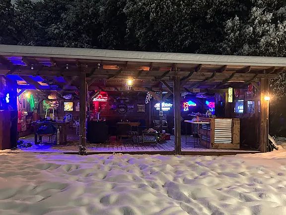 4th image of 2490 E Burgess Rd