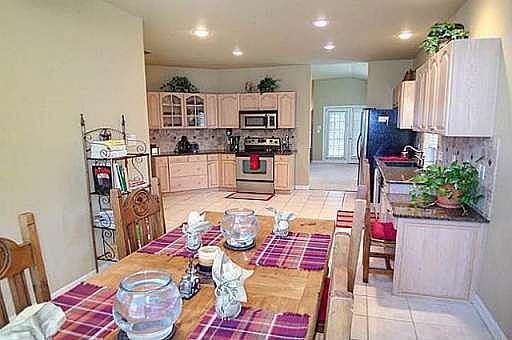 4th image of 5 Narrow Creek Ct
