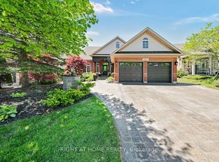 126 Moore Cres, Hamilton, ON L9G 4Z8