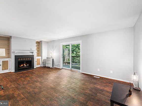 3rd image of 34 Tullycross Ct