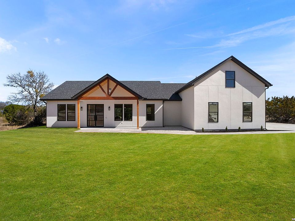 1st image of 473 Highland Meadows