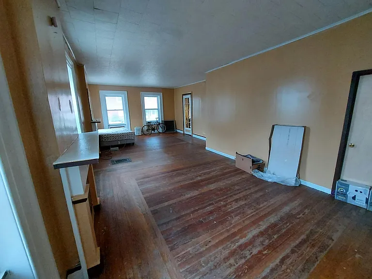 181 Canal St #1 — Photo 5