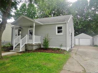 218 Reller St, Roxana, IL 62084