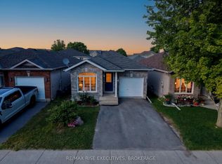 2030 Swanfield St, Kingston, ON K7M0A7
