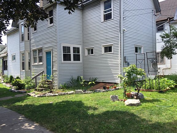2nd image of 346 Massachusetts Ave