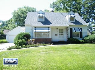 40 Maple St, Crystal Lake, IL 60014