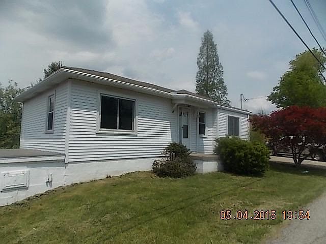 1st image of 724 Lone Oak Dr