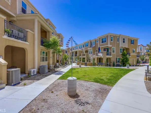 104 Alder Rdg, Lake Forest, CA 92610
